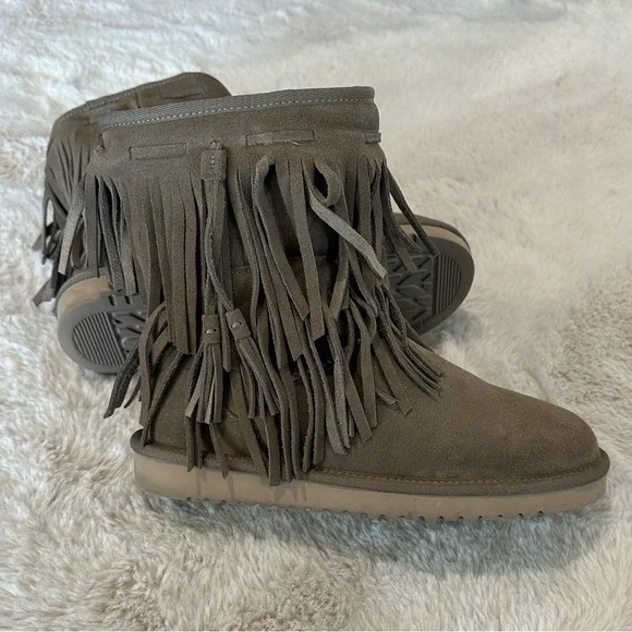 Koolaburra by UGG Fringe Suede Boots • Mocha - Picture 1 of 6